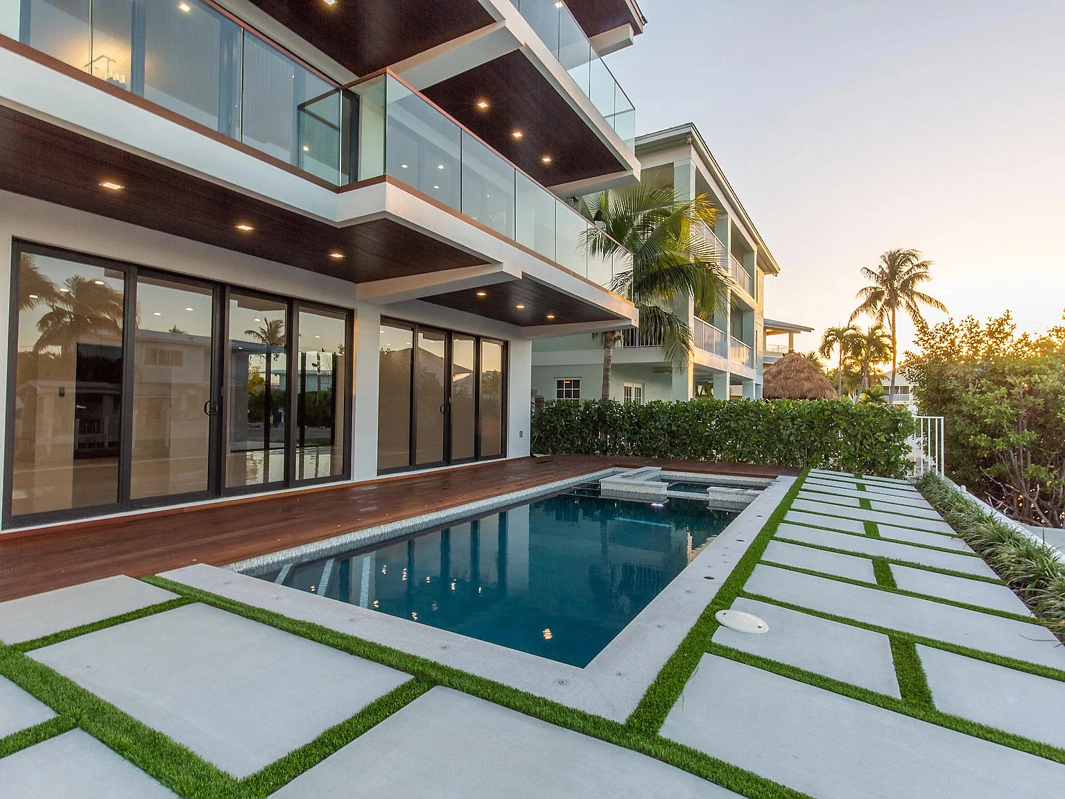 Equipe Assentando As Réguas — obra executada pela DeckPro