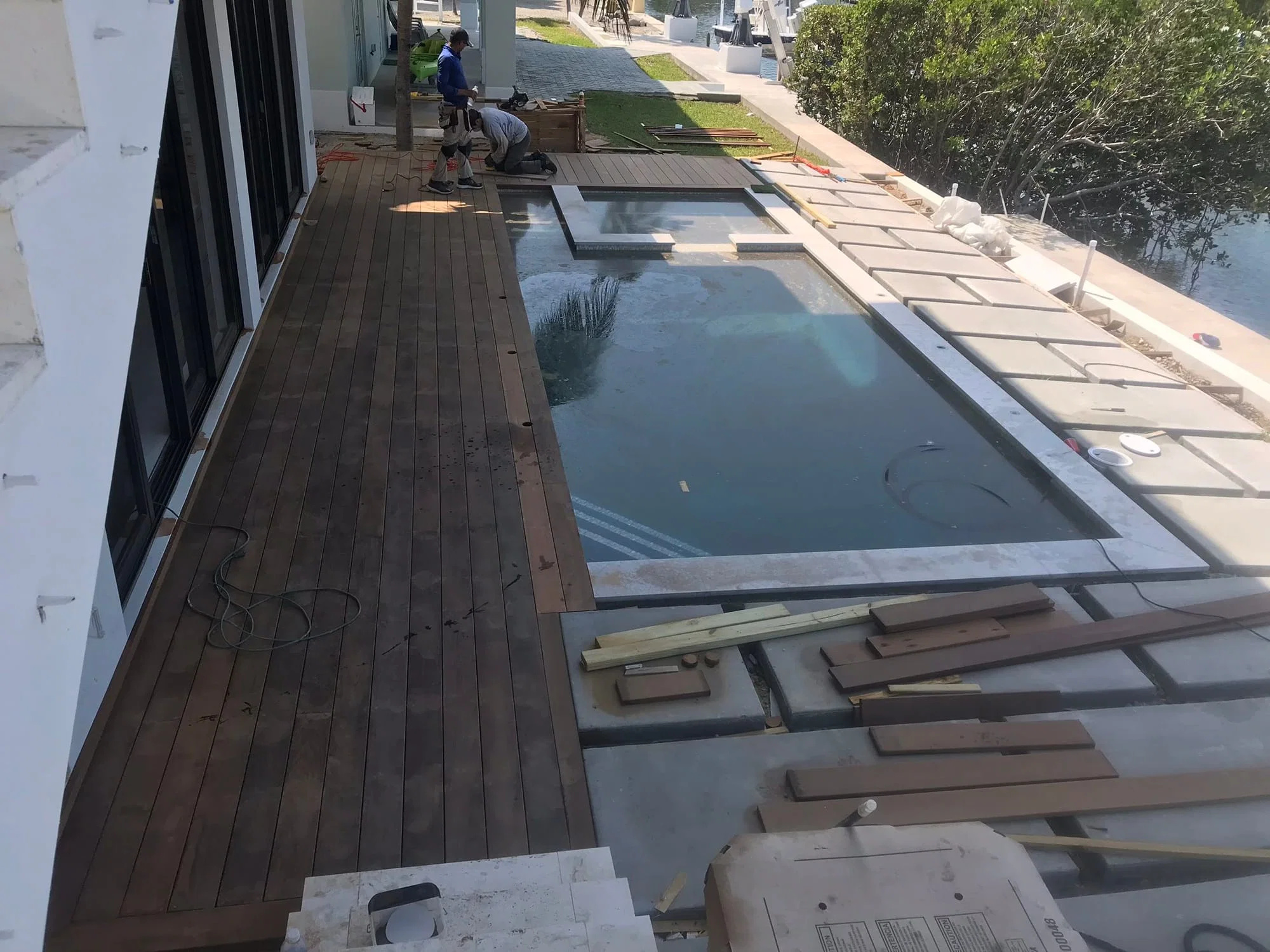 Encontro Do Deck Com O Spa — obra executada pela DeckPro